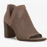 Vince Camuto $32 New! Women's Katnina Perforated Leather Ankle Bootie Brown Photo 0