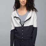 Lululemon After Class Cardigan Sweater Size 6 Heathered White / Black Cotton Photo 0