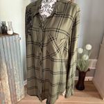 Time & Tru size XXL green & black button down shirt Photo 2