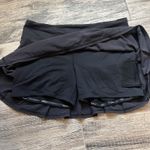LULULEMON Women’s Size 6 Run PACE SETTER Sporty Skirt Skort BLACK Ruffle #92 Photo 1