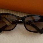 Tory Burch  sunglasses with case Photo 0