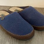 Sorel  Navy Fleece Hard Sole Slippers Women’s Size 8 Photo 1