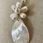 Freshwater Pearl Flower Mother of Pearl Teardrop Necklace Photo 6