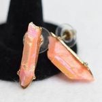 Source Unknown Unique Petite Aura Quartz Orange/Pink Gold Tone Post Like New Earrings Photo 0