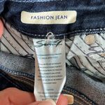 Seven7  Fashion Cropped Jeans Photo 2