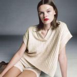 ZARA Knit Polo Collared Vest Ecru Small Boxy Fit Photo 3