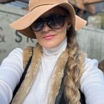 1950's vintage Lady Marion vintage cream Republic of Korea turtleneck Photo 8