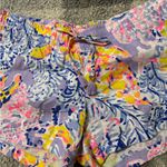 Lilly Pulitzer  Sz small  Women's Shorts Photo 1