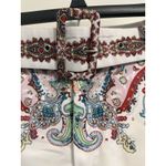 The Sang  Women Ivory Shorts Size Medium‎ Floral With Belt Photo 1
