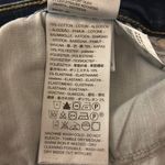 Levi's Levi’s Denim Mid Length Shorts - Size 32- Lots of stretch Photo 4