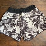 Lululemon  Shake & Break Shorts Black White Photo 2