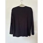Lou & grey Signature Soft Long Sleeve Pullover Top V-Neck Size XS (runs big). Photo 1