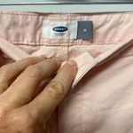 Old Navy Bermuda Shorts pink flat front ladies size 16 light pink lightweight Photo 3