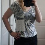 Roxy Serenity Now Palm Print Pattern Hawaiian Tropical Split Hem Pocket Tee XS Photo 0