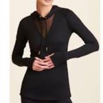 Alala  Flyweight Hoodie Tee in Black, small Photo 3