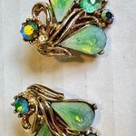 Vintage Gold Tone Green Rhinestone Clip On Earrings Womens Estate Jewelry Photo 0