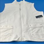 Karen Scott  White Vest Photo 0