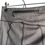 Lululemon Women's Grey Pace Rival Crop 22 - Size 6 Photo 3