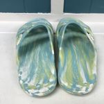 Crocs  Classic Marbled Tie-Dye Sandal‎ mint green aqua unisex mens 8 women’s 10 Photo 4