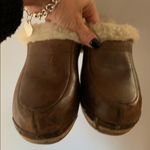 UGG  clogs size 8 brown leather Photo 5