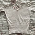 White Little Roses On V Photo 9