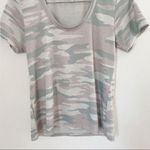 Socialite Gray Camo Scoop Neck T-Shirt Size Medium Short Sleeves Basic Photo 2
