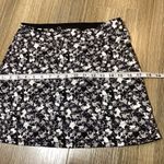 Tranquility by Colorado Clothing Black and White Floral Mini‎ Skirt size XS Photo 4