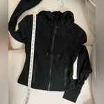 Lululemon  NWT Define Cropped Hoodie Mesh Jacket Black Size 4 Photo 14