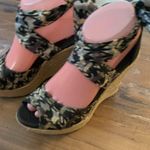 UGG  Espadrille Wedge Sandals Shoes Rattan Size 6 Photo 5