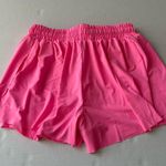 Butterfly flutter athletic shorts bright pink small Photo 2