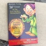 Vintage Disney Snow White Button Brooch Photo 0