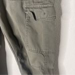 Bass Women’s Cargo Pants Size 4 Green Photo 4