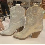 Rhinestone cowboy boots Silver Size 7.5 Photo 3