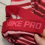 Nike  pro pink Capri leggings size Small Photo 4