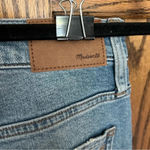 Madewell | The Perfect Vintage Jean Ripped in Denman Wash | Women’s Size 25 Photo 6