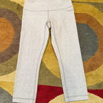 Lululemon Oatmeal Grey Low Rise Capri Leggings Cropped 20” Women’s Size 6 Photo 0