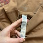 Varley NWOT  TAN BROWN LEGGINGS Photo 2
