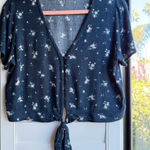 Active USA floral button down short sleeve crop top with bow in navy size large Photo 0