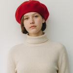 French red wool berret hat Photo 0