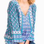 Southern Tide Evelyn Top Blouse in Tropical Pam Green Womens Size Small Photo 0