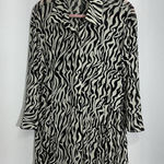 Atmosphere Womans  Zebra Print 3/4 Bell Sleeve Button Up Shear Flare Blouse XXL Photo 0