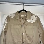 Chico's  Tan Utility Long Sleeve Jacket Lace Appliqué Size 0 or Size Small NWT Photo 6