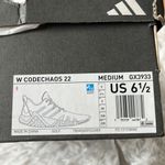 Adidas  CODECHAOS 22 Women's Golf Shoe in white/grey size 6.5M Photo 2