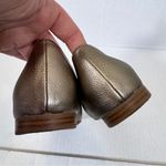 Naturalizer  Gold Leather Slip On Loafer Flats Womens 8 Comfort Shoes Classic Photo 1