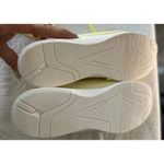 Easy Spirit yellow sneakers size 9 super light Photo 6