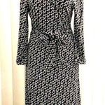 Anne Klein black, white, green wrap dress. Photo 0