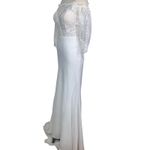 Wilderly Bride Violet Off the Shoulder Lace Deco Wedding Dress Size US 6 *Sample White Photo 5