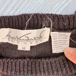 Gloria Vanderbilt Vintage rare  long sleeve knit sweater with cat / jaguar med Photo 2