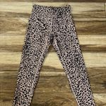 Jessica Simpson  animal print legging Photo 2