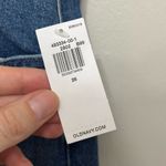 Old Navy NWT  High-Waisted Wow Loose Jeans in Medium Wash - Size 28 Photo 4